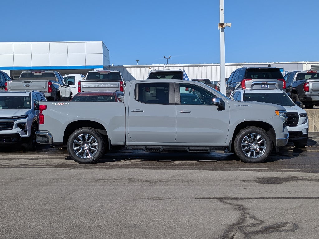 2024 Chevrolet Silverado 1500 LT