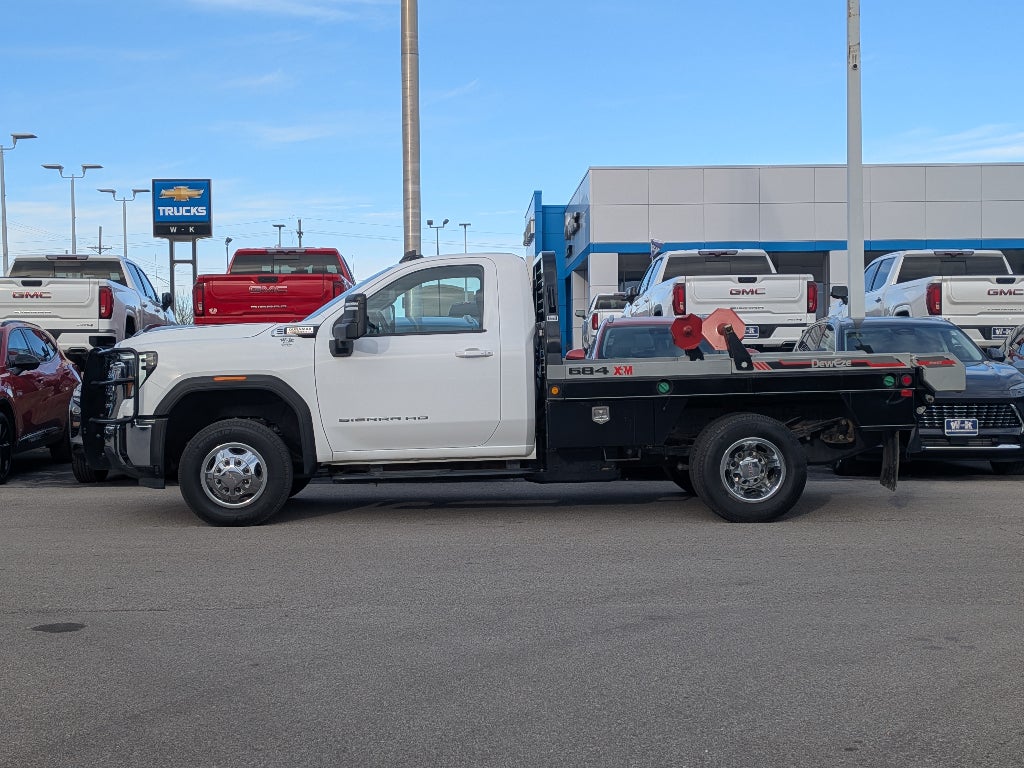 2024 GMC Sierra 3500 HD Chassis Cab SLE