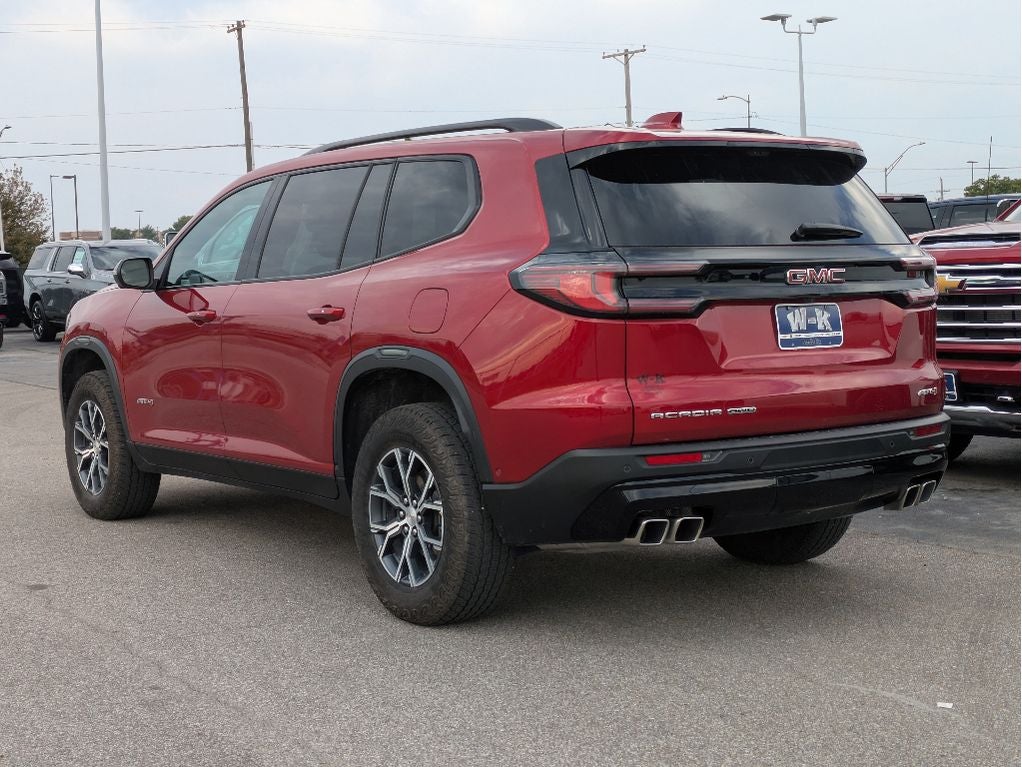 2024 GMC Acadia AT4