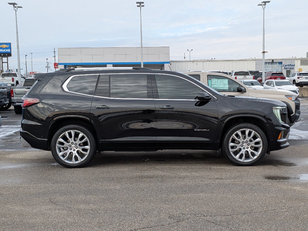 2024 GMC Acadia Denali