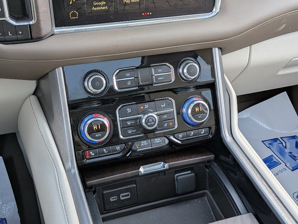 2023 GMC Yukon XL Denali