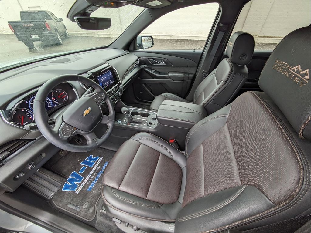 2023 Chevrolet Traverse High Country
