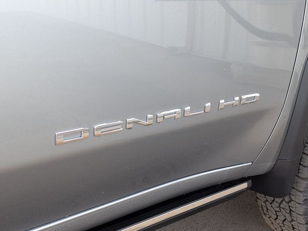 2025 GMC Sierra 2500 HD Denali