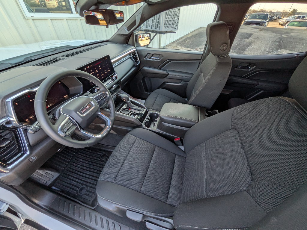 2024 GMC Canyon Elevation