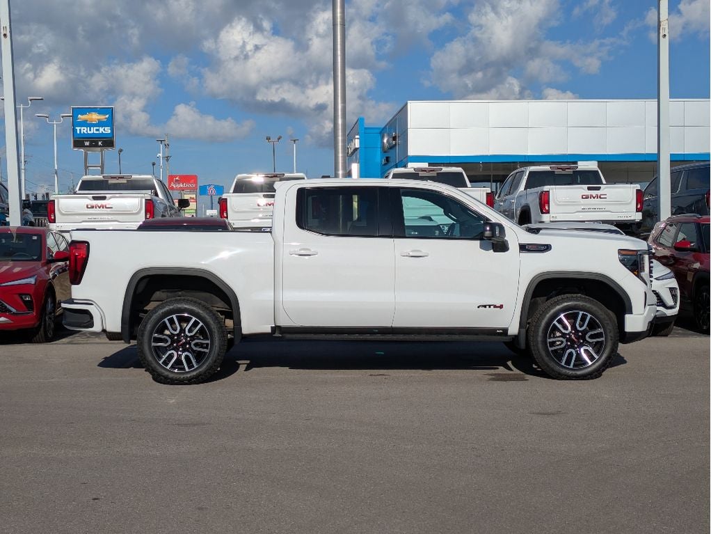2023 GMC Sierra 1500 AT4