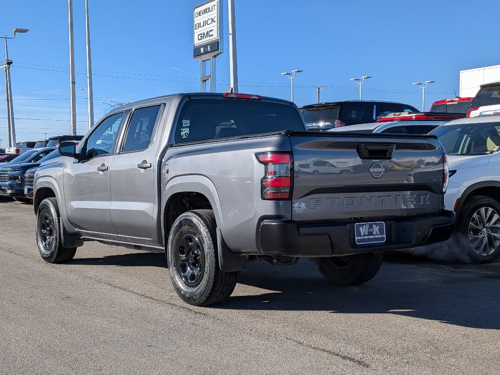 2022 Nissan Frontier S