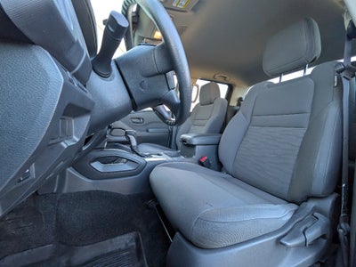 2022 Nissan Frontier S