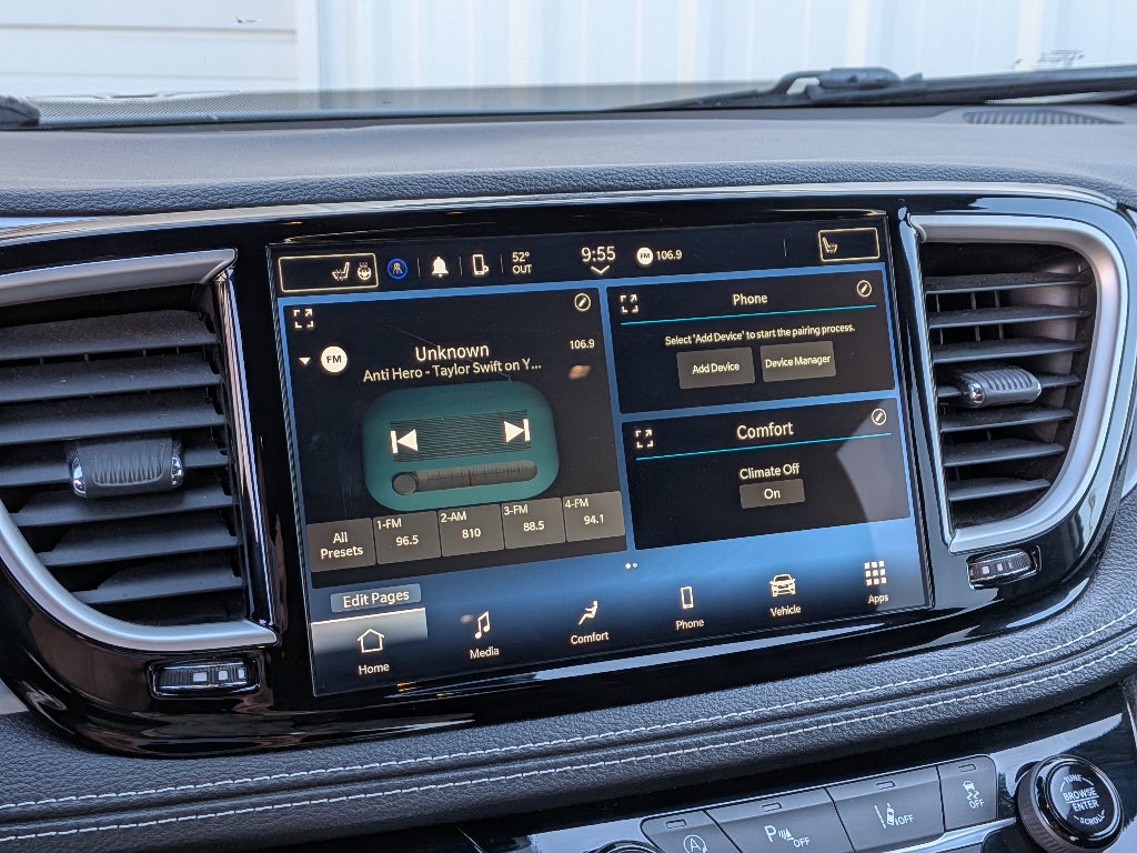 2024 Chrysler Pacifica Touring