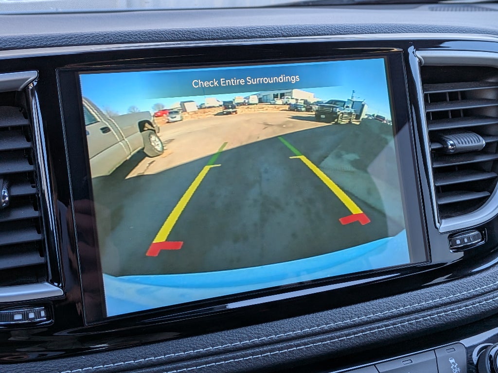 2024 Chrysler Pacifica Touring