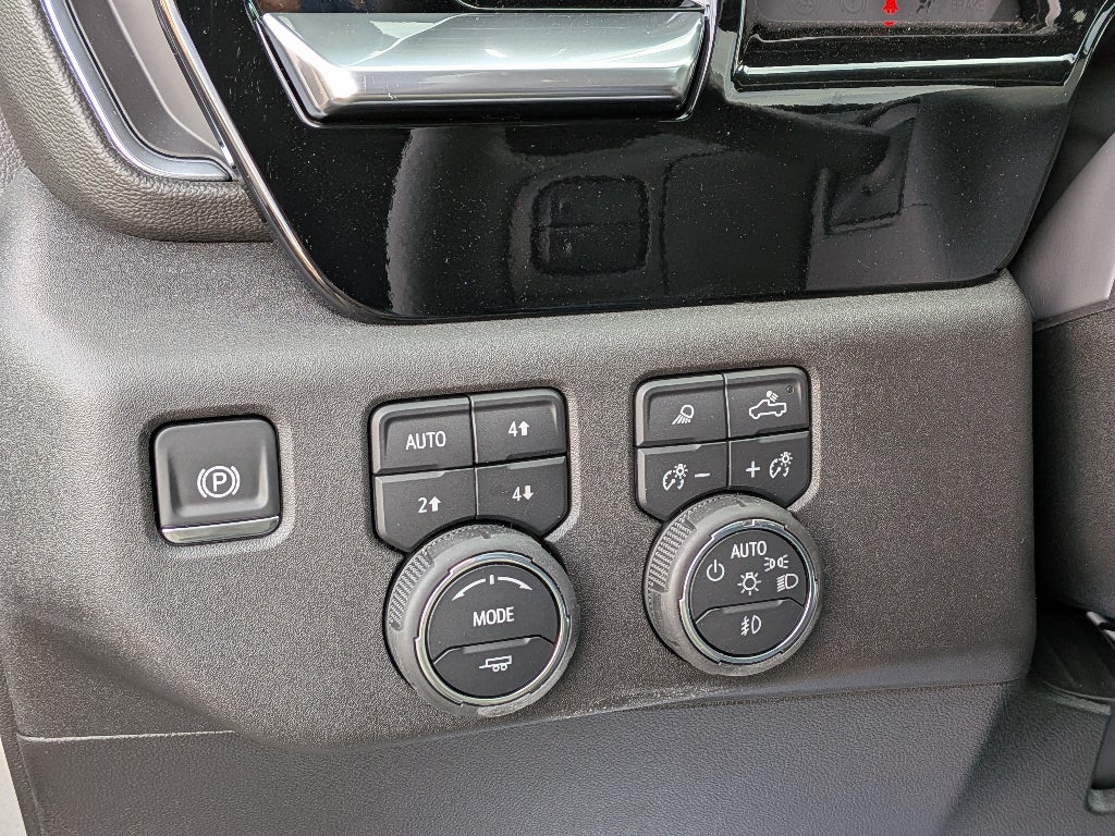 2025 Chevrolet Silverado 3500 HD LTZ