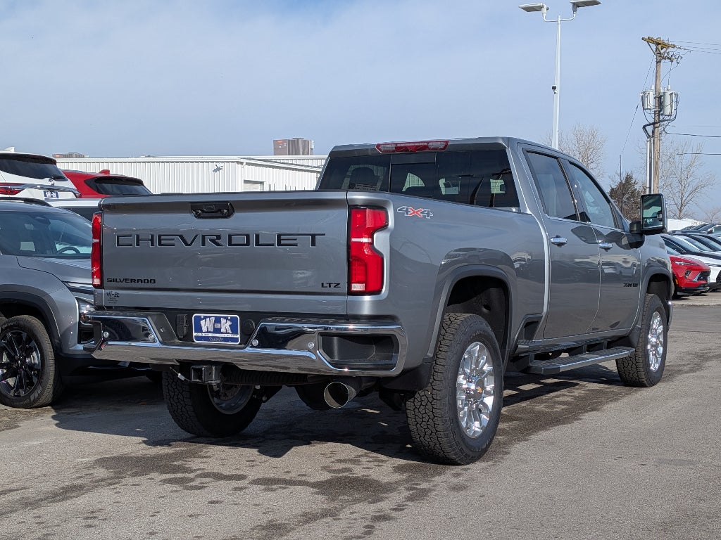 2025 Chevrolet Silverado 3500 HD LTZ