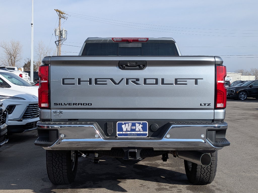 2025 Chevrolet Silverado 3500 HD LTZ