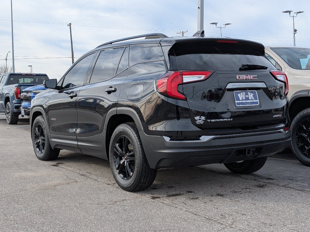 2022 GMC Terrain AT4