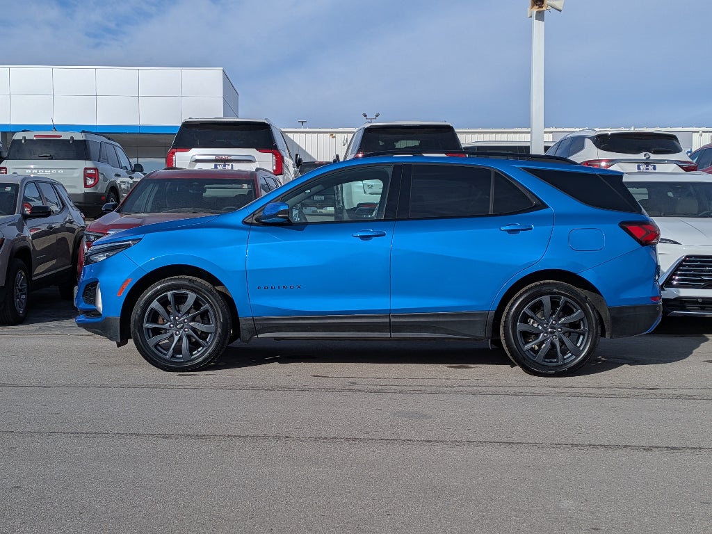 Used 2024 Chevrolet Equinox RS with VIN 3GNAXWEG1RS139950 for sale in Kansas City
