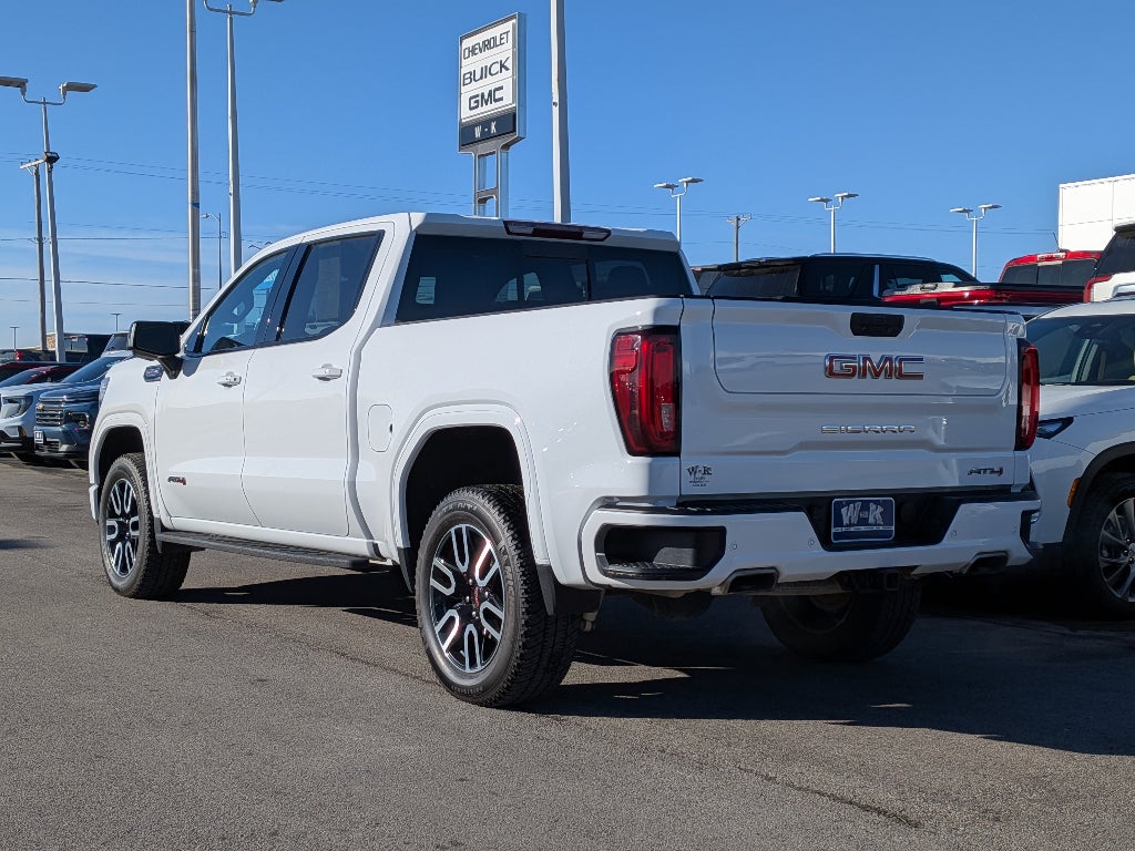 2022 GMC Sierra 1500 Limited AT4