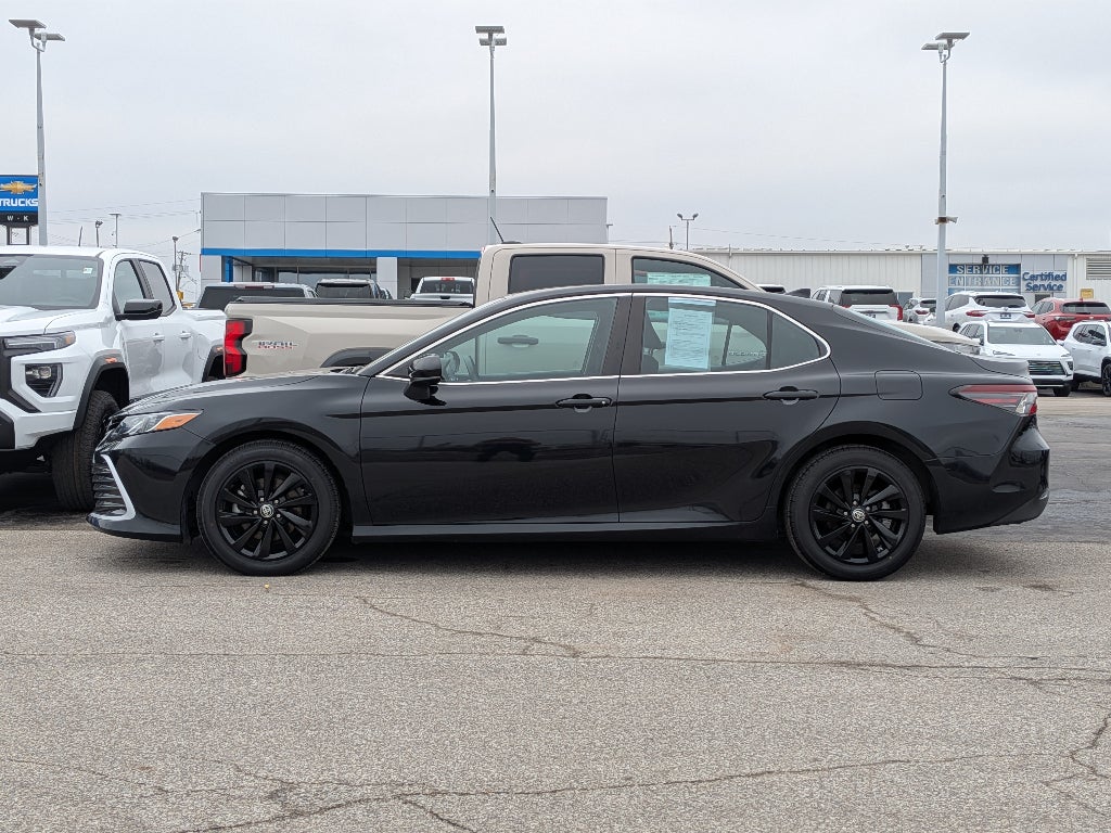 2022 Toyota Camry LE