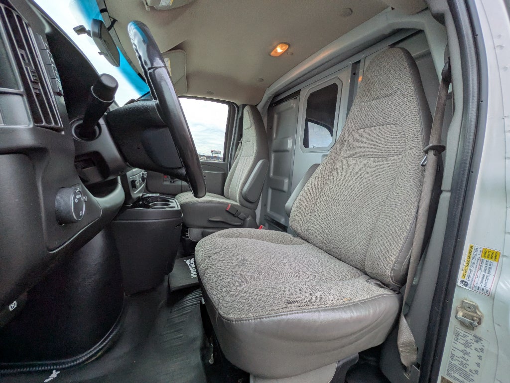 2020 GMC Savana Cutaway 3500 Base