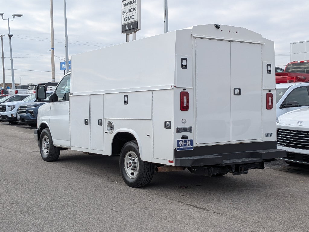 2020 GMC Savana Cutaway 3500 Base