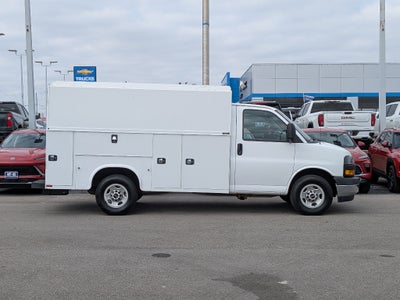 2020 GMC Savana Cutaway 3500 Base