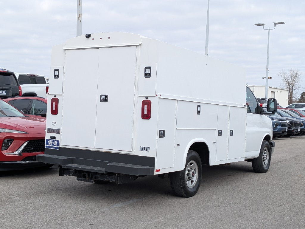 2020 GMC Savana Cutaway 3500 Base