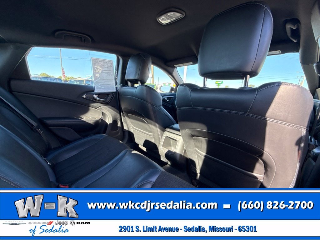 2015 Chrysler 200 S
