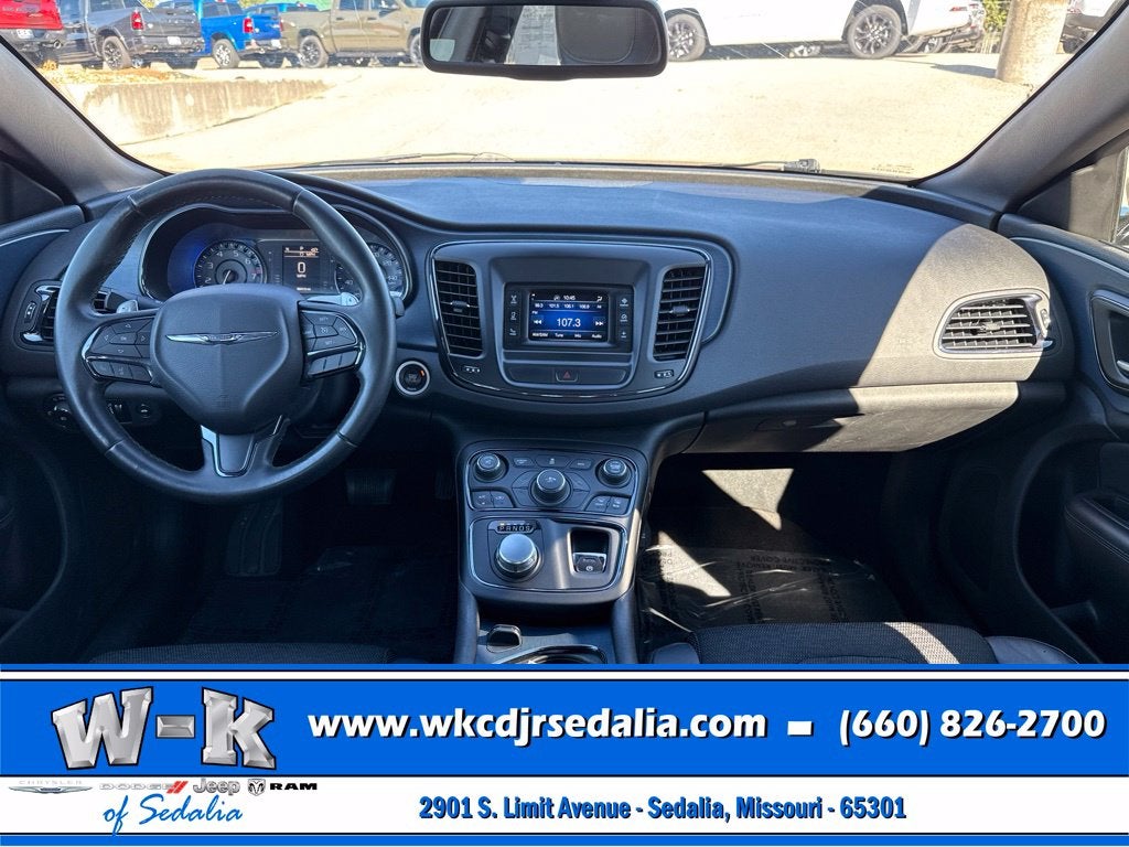 2015 Chrysler 200 S