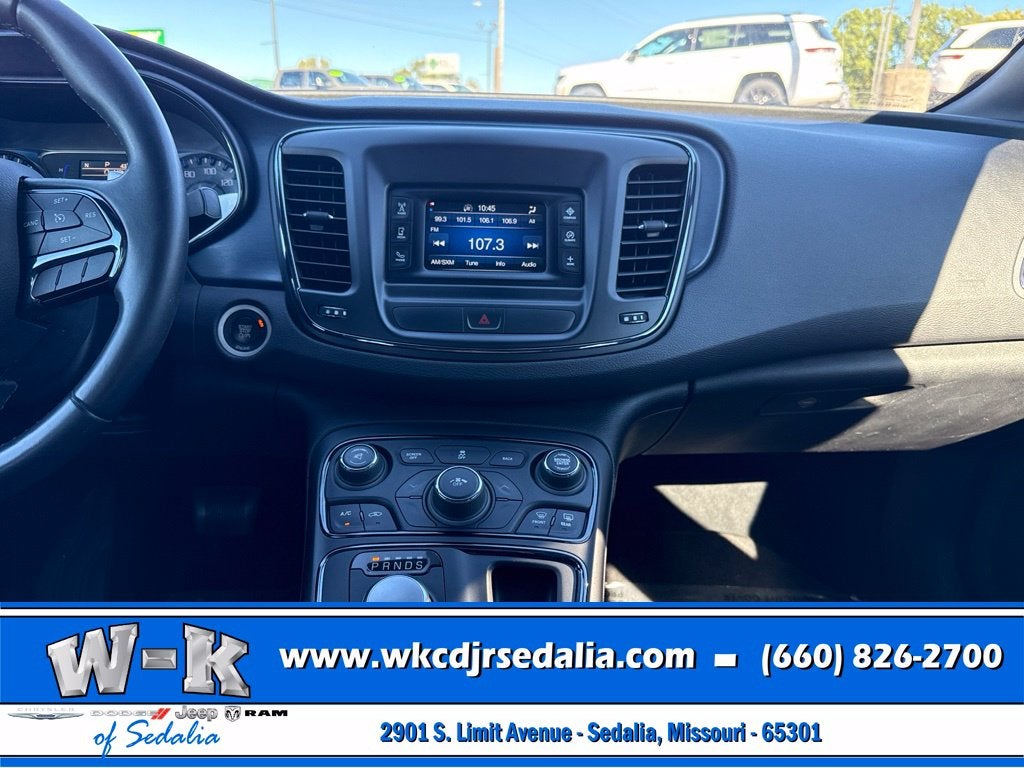 2015 Chrysler 200 S