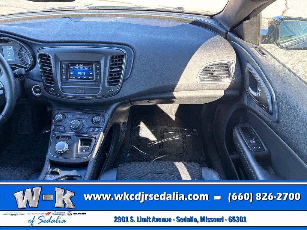 2015 Chrysler 200 S