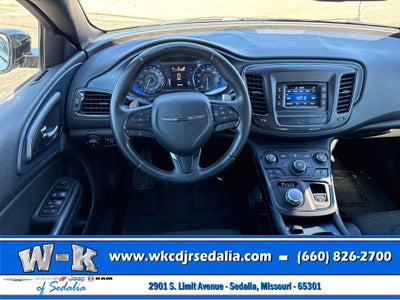 2015 Chrysler 200 S