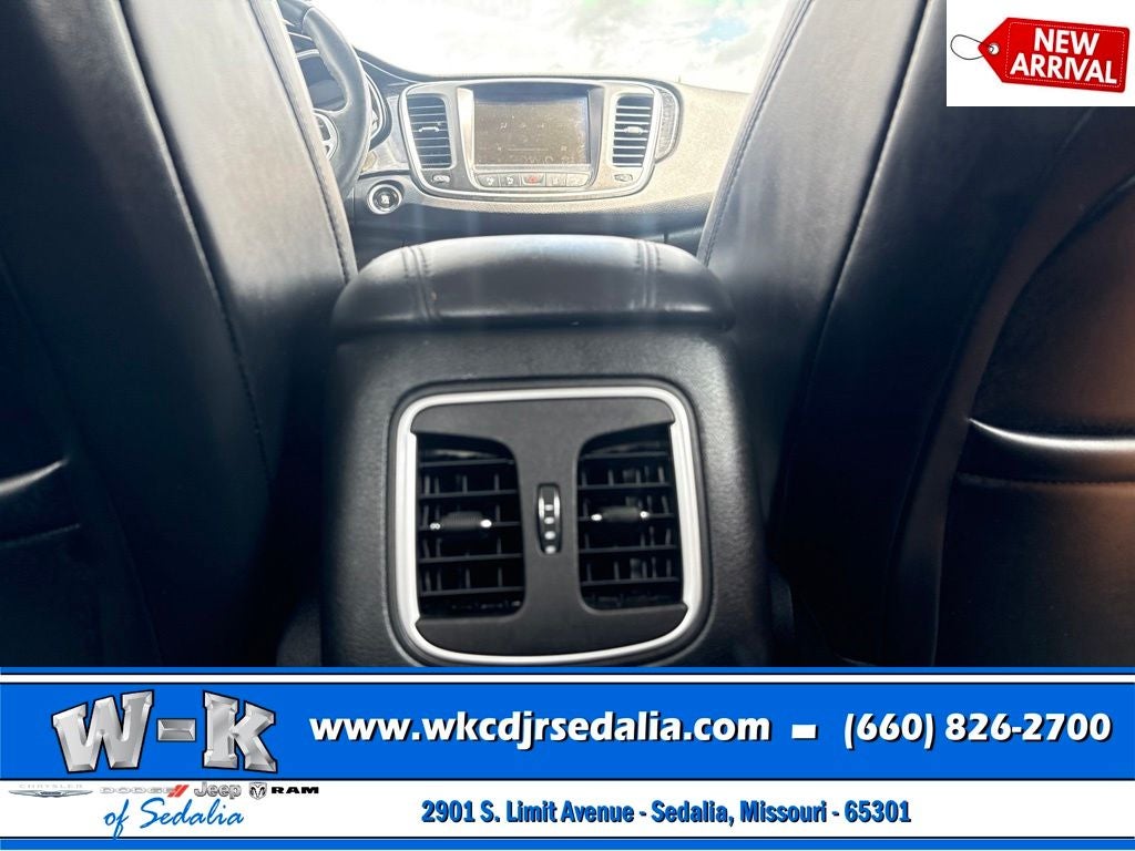 2016 Chrysler 200 C