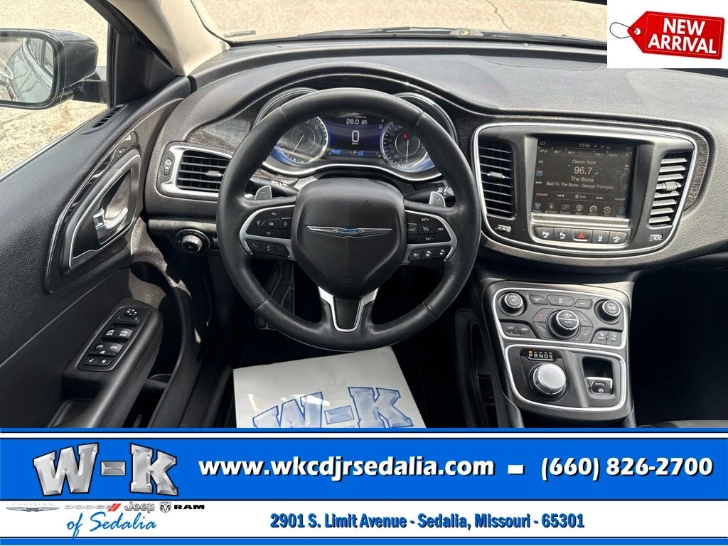 2016 Chrysler 200 C
