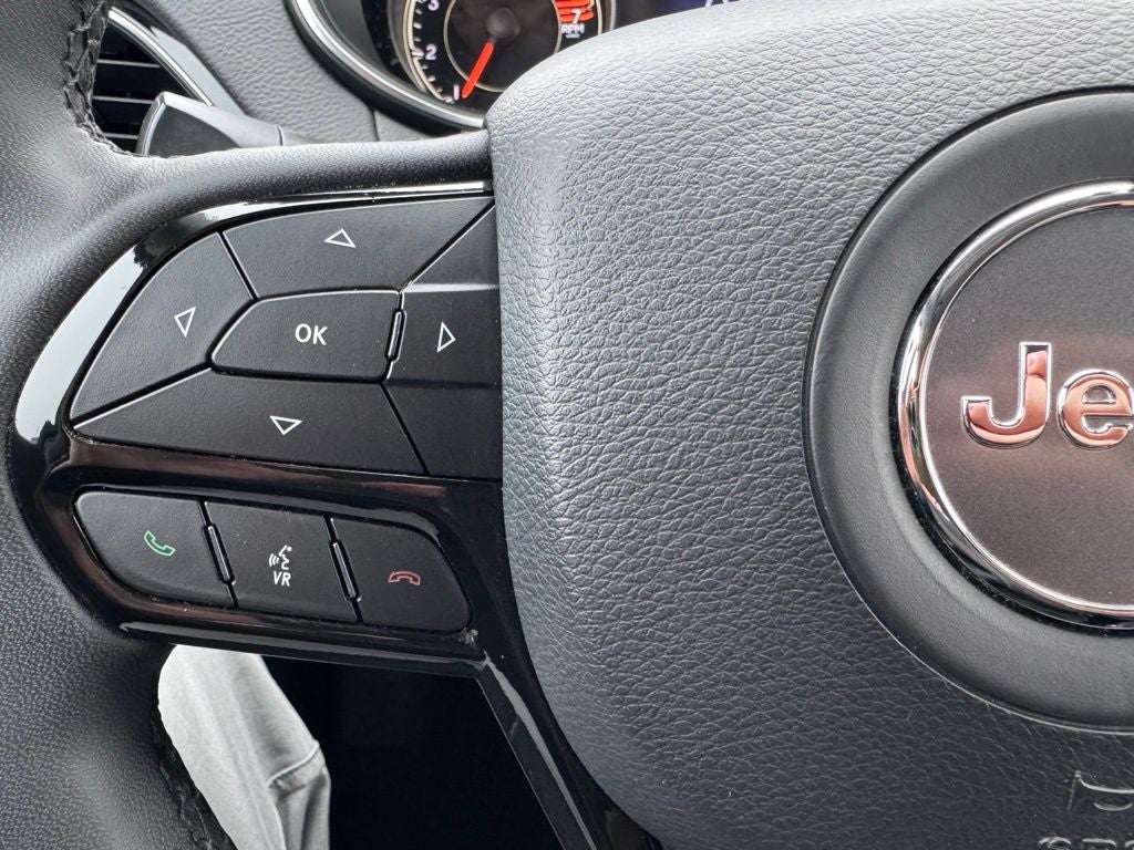 2023 Jeep Cherokee Altitude