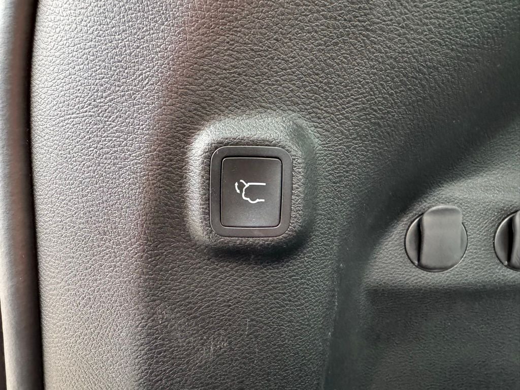 2023 Jeep Cherokee Altitude