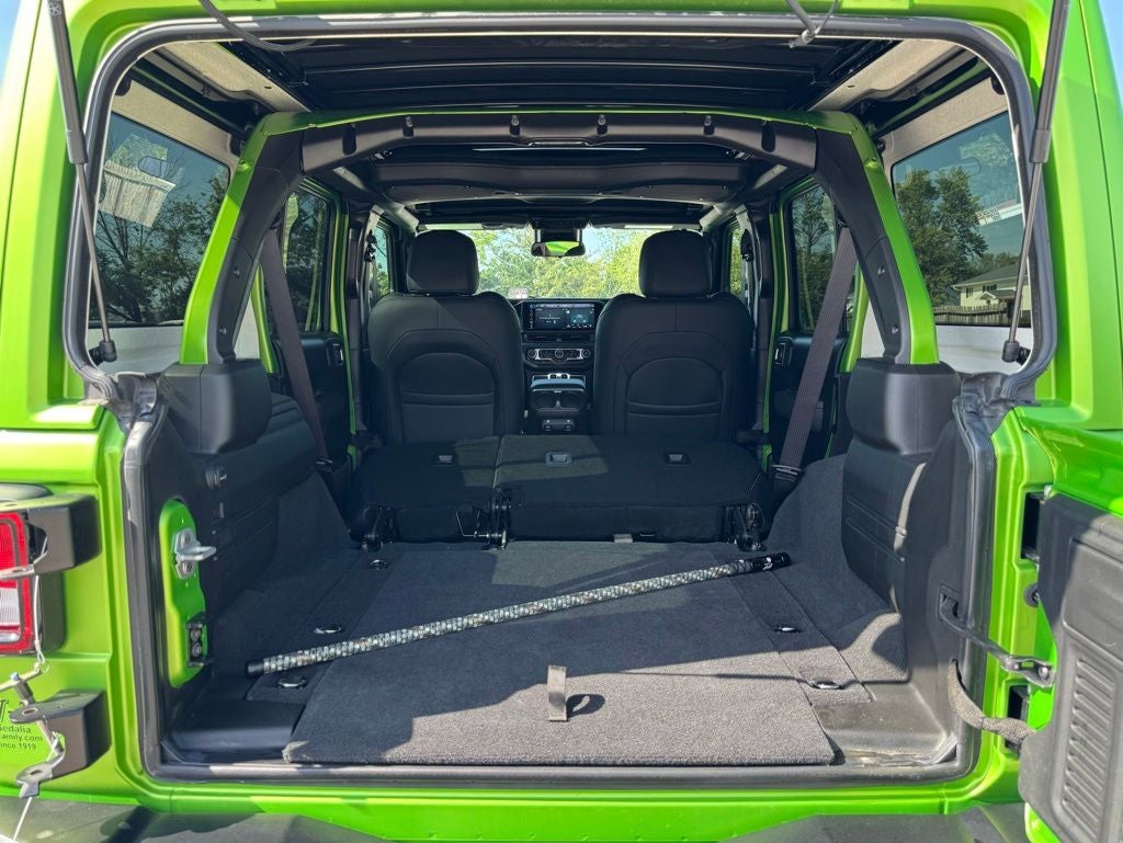 2025 Jeep Wrangler Willys - Rocky Ridge XP