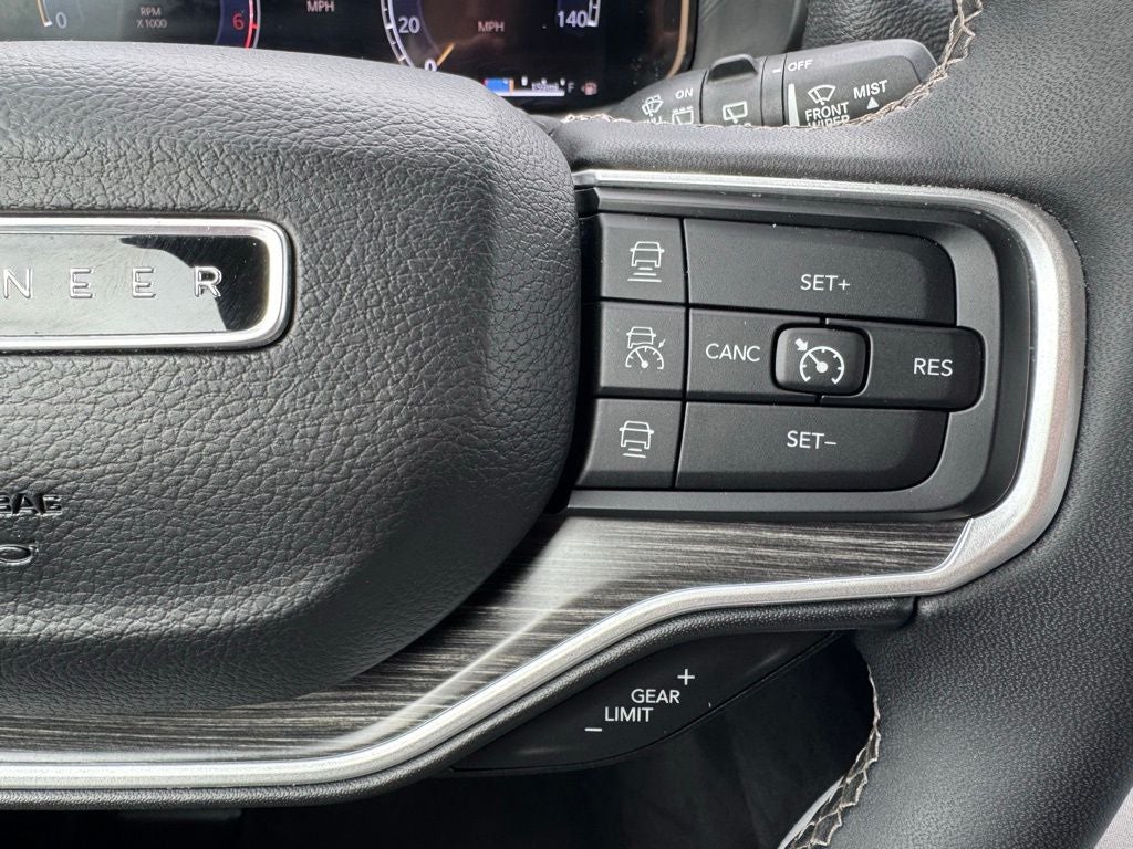 2024 Jeep Wagoneer L Series II