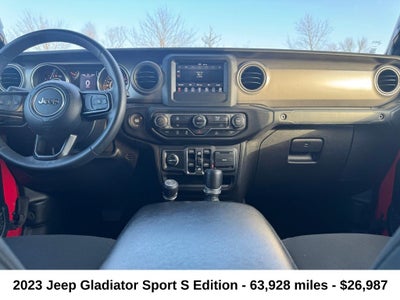 2023 Jeep Gladiator Sport