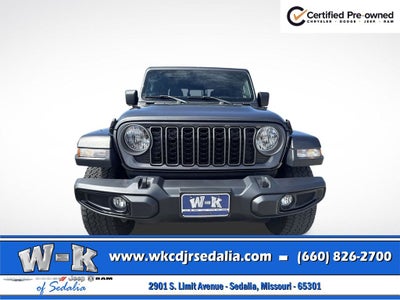 2025 Jeep Gladiator Nighthawk