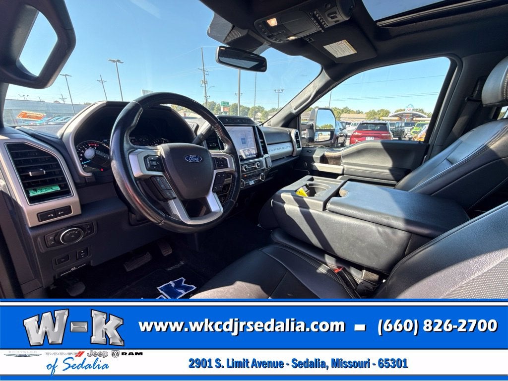 2022 Ford F-350SD Lariat