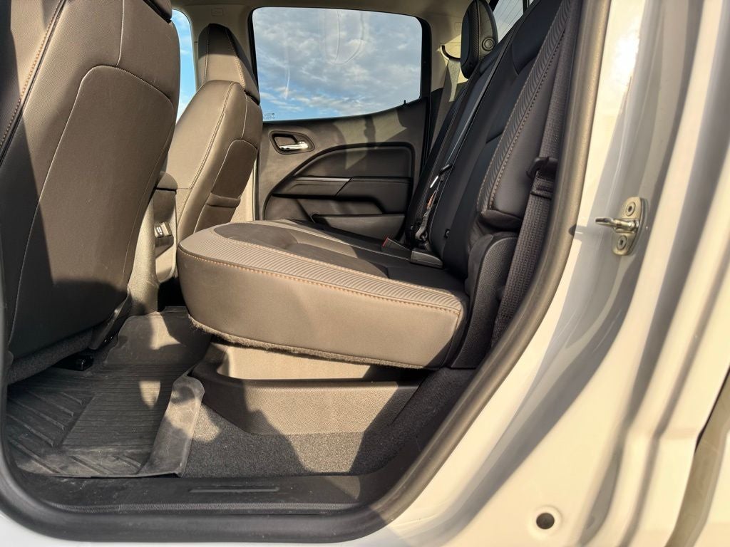 2022 GMC Canyon AT4 w/Leather