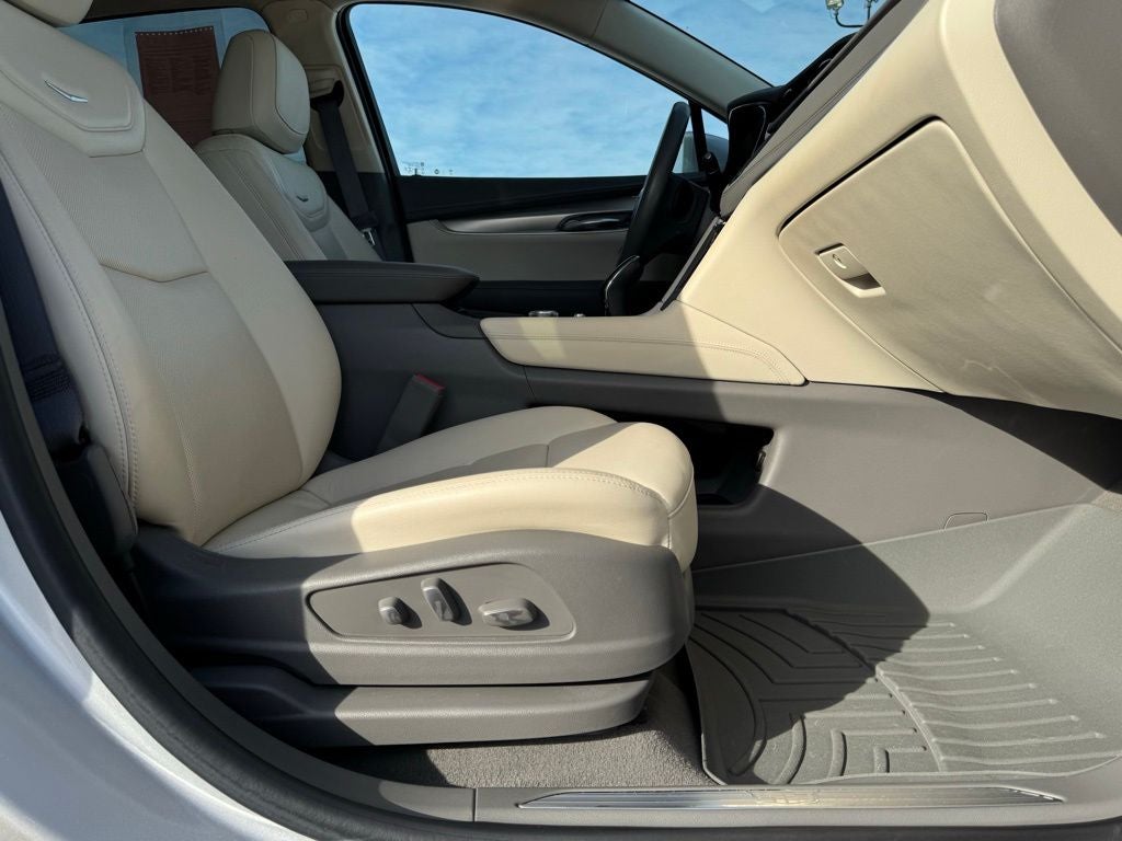 2020 Cadillac XT5 Premium Luxury