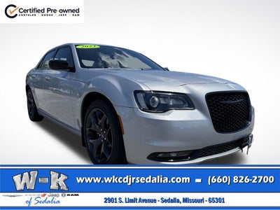 2023 Chrysler 300 Touring