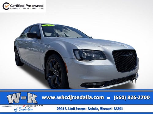 2023 Chrysler 300 Touring