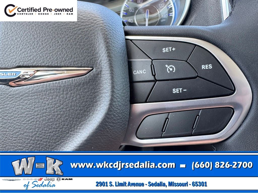 2023 Chrysler 300 Touring