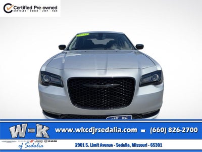 2023 Chrysler 300 Touring