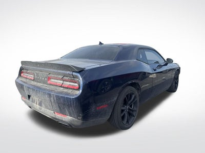 2017 Dodge Challenger SXT