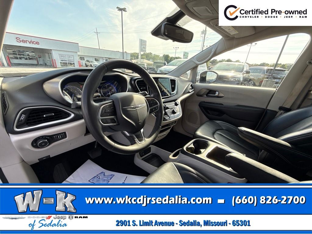 2023 Chrysler Pacifica Touring L