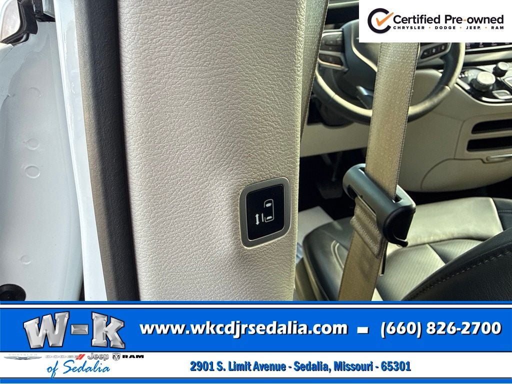 2023 Chrysler Pacifica Touring L