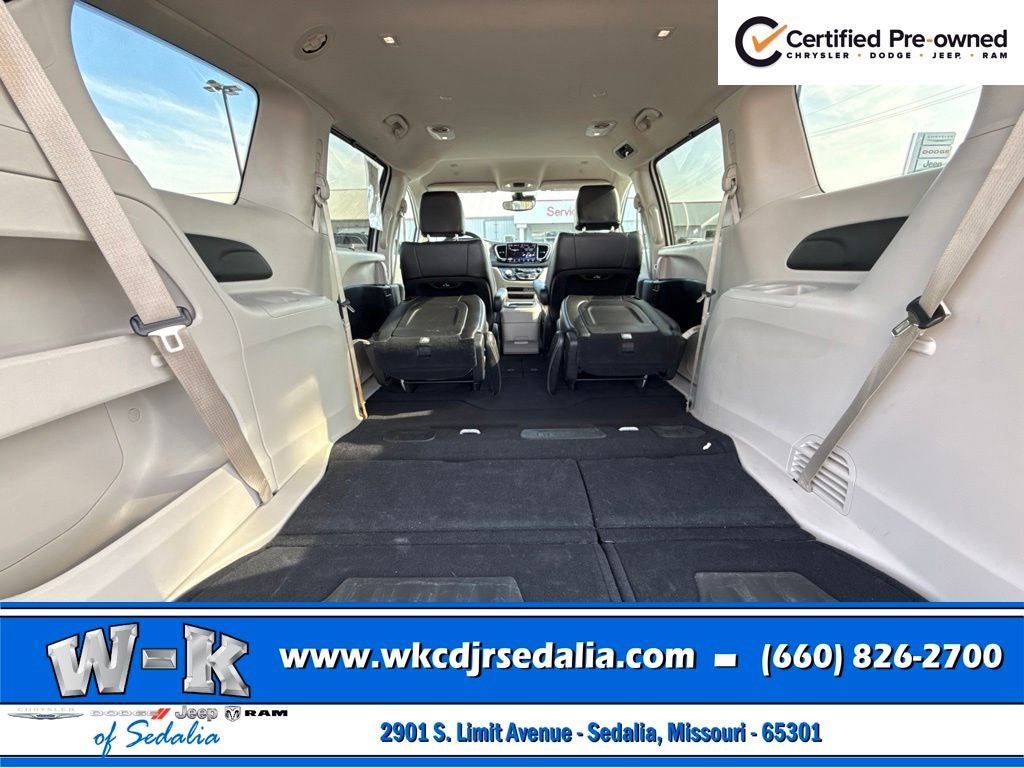 2023 Chrysler Pacifica Touring L