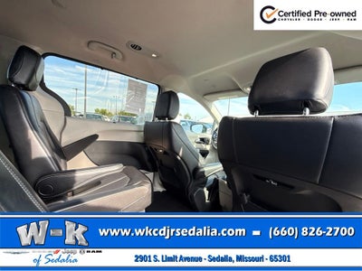 2023 Chrysler Pacifica Touring L