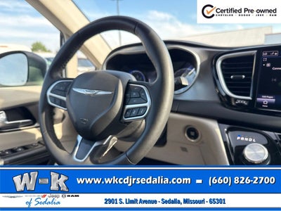 2023 Chrysler Pacifica Touring L